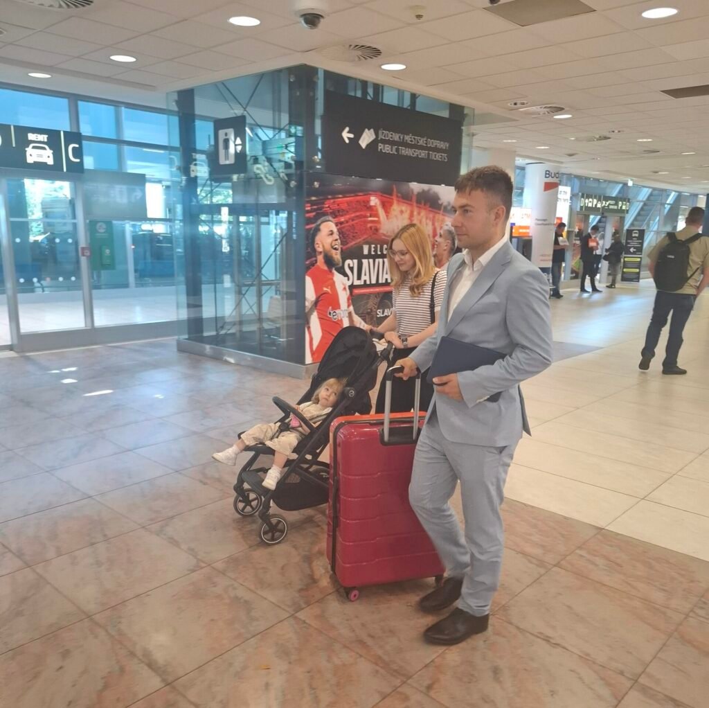 Private driver from Prague to Vienna